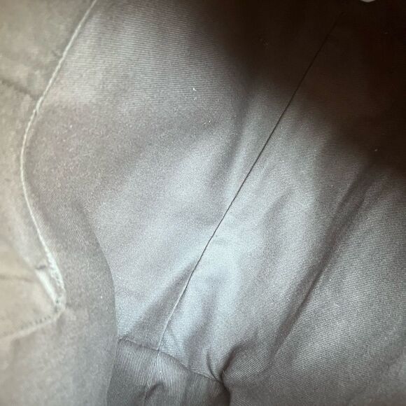 The Zip Top Transport Carryall Dark Cabernet Leather Tote Bag Retired Crossbody - Picture 11 of 11